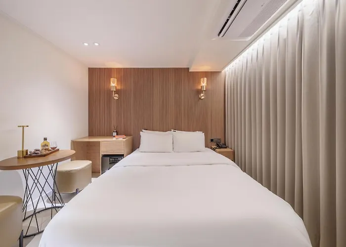 Hotel Browndot Hongdae Sinchon 3*