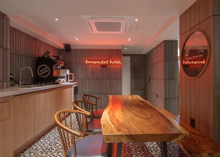 Browndot Hongdae Sinchon 3* Seoel