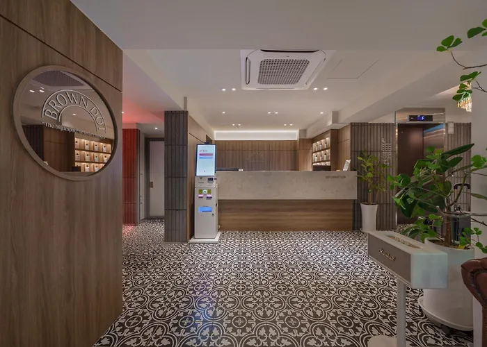 Browndot Hongdae Sinchon 3*