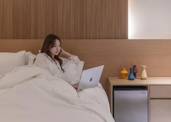 Browndot Hongdae Sinchon Hotel