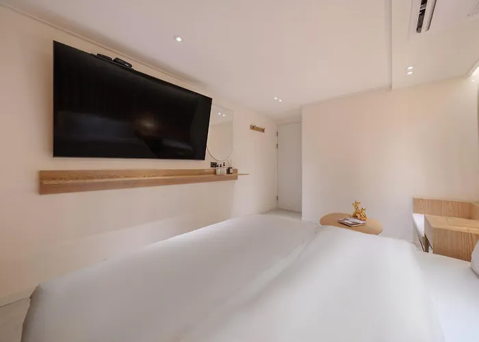 Browndot Hongdae Sinchon Hotel 3*